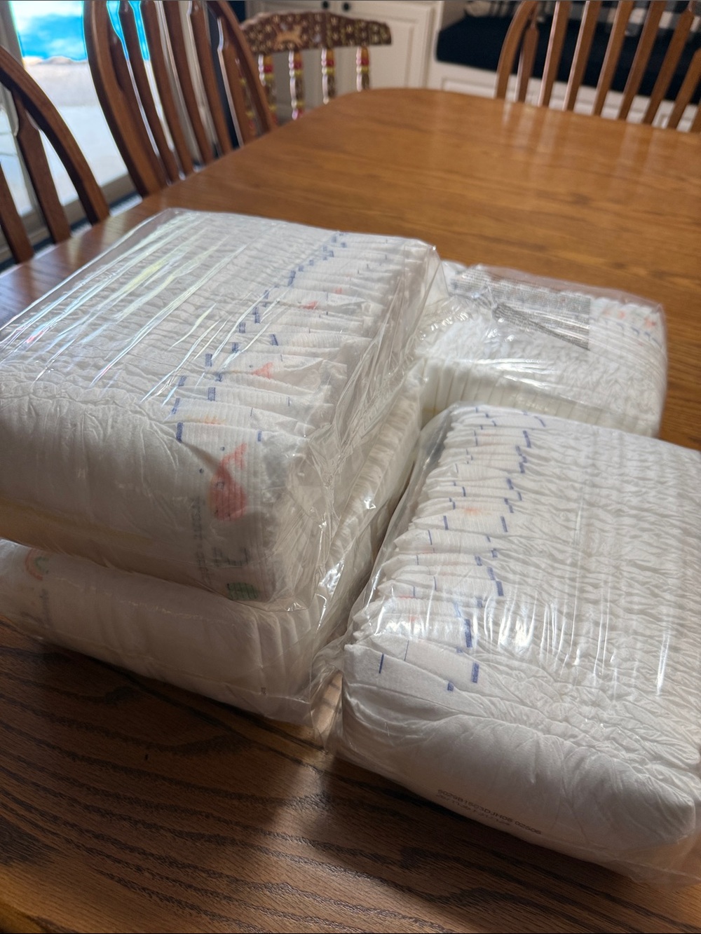 Disposable diapers size 2 (100) Members Mark.